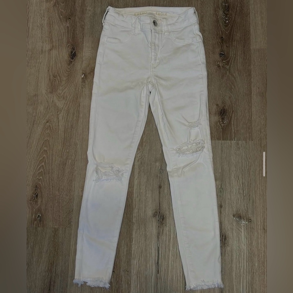 American Eagle White jeans
